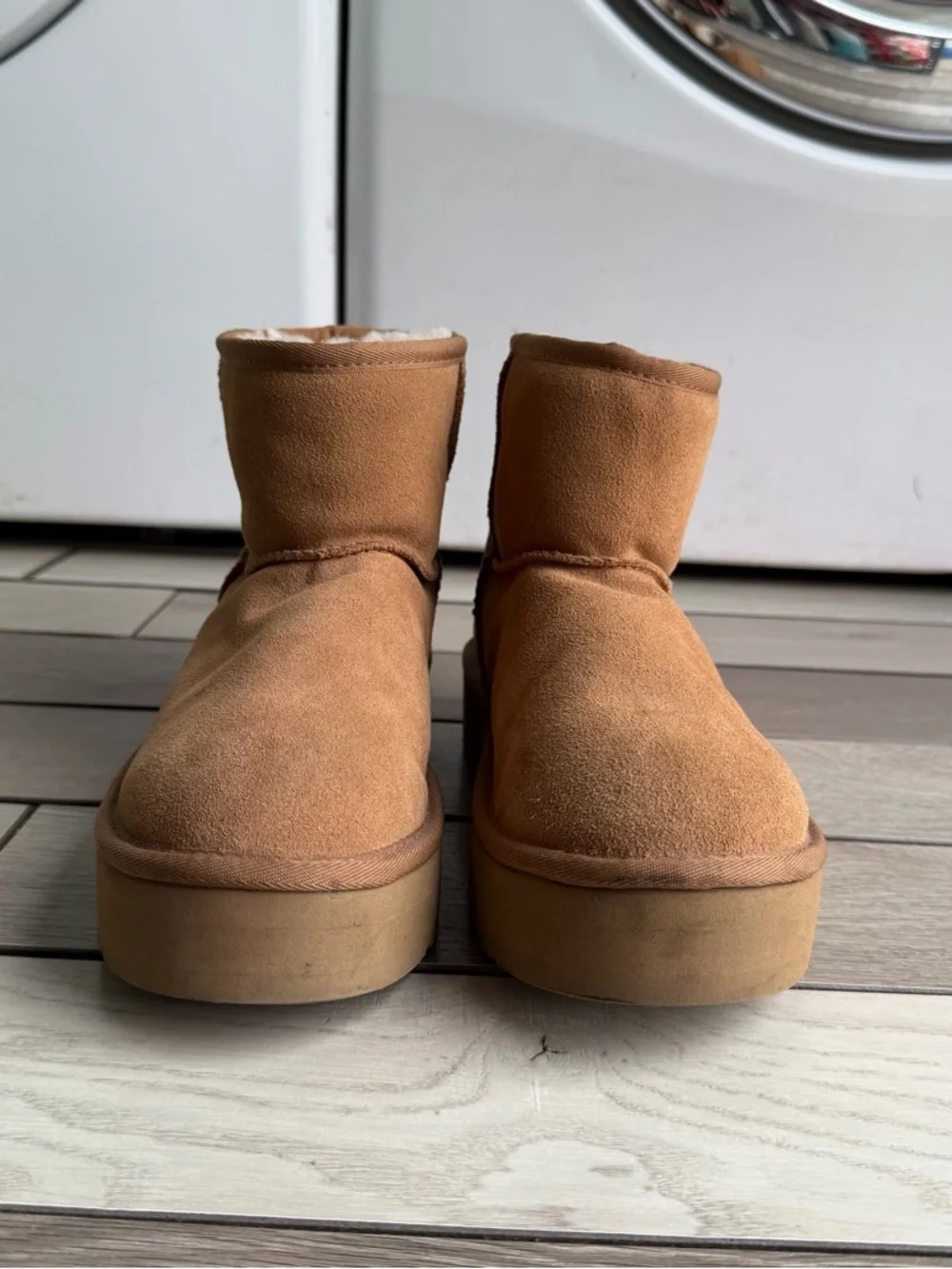 UGG Women's Classic Mini Platform boots in the color chestnut